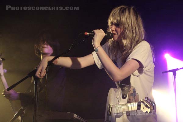 LADYHAWKE - 2008-07-01 - PARIS - Nouveau Casino - Phillipa Margaret Brown